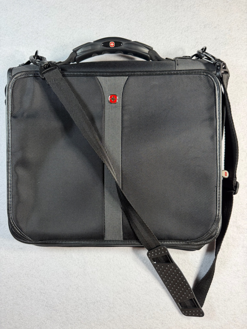 Wenger Elantra Organizer Present-O-Folio Laptop Briefcase Business Black Gray